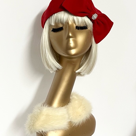 Red wool beret bow - Picture 2 of 4